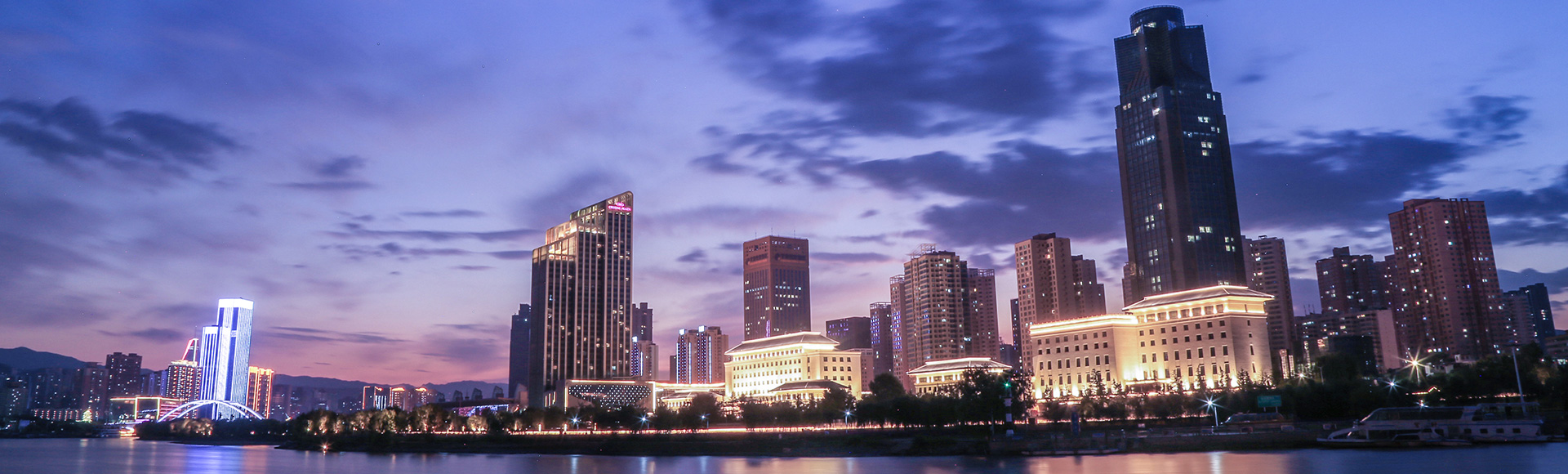 履行國企職責、體現市場價值